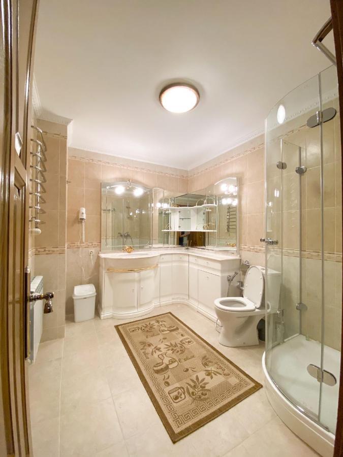 Петрос Family Hotel Jaremče Exteriér fotografie