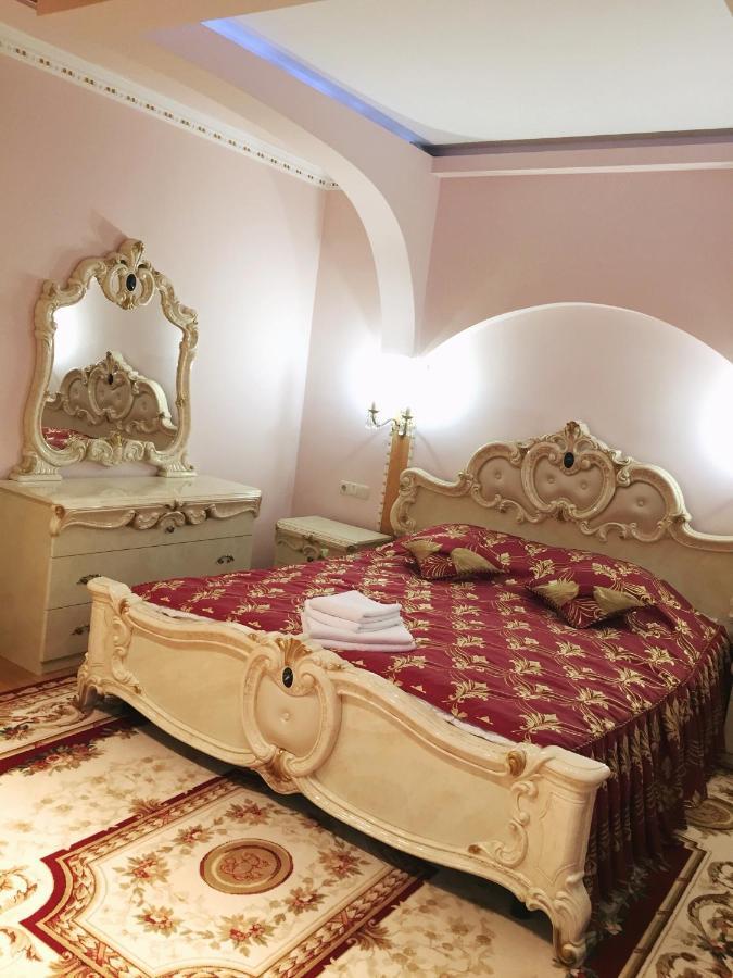 Петрос Family Hotel Jaremče Exteriér fotografie